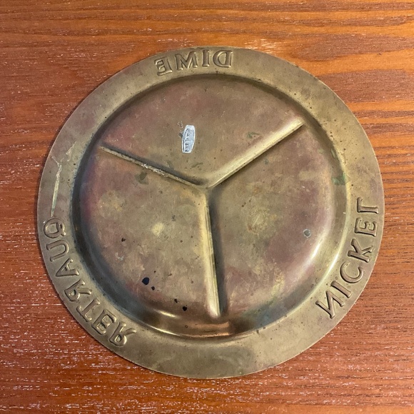 Vintage Brass Divided Coin Dish - Dresser Organizer Plate - Trinket Tray - Picture 9 of 12